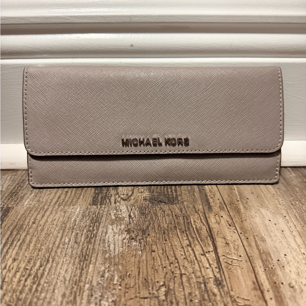 Michael Kors Trifold Wallet